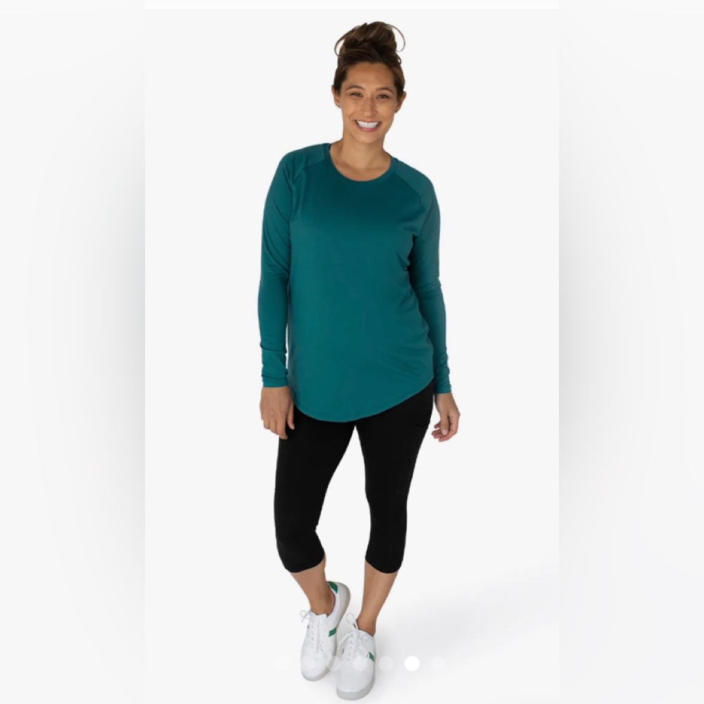 NWT | Kindred Bravely | Triangle Cut Out Nursing & Maternity Long Sleeve Shirts - Picture 4 of 7